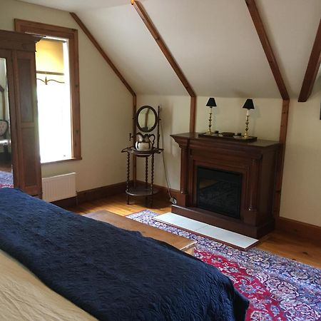 Algonquin Highlands Sawyer'S Creek Bed And Breakfast المظهر الخارجي الصورة