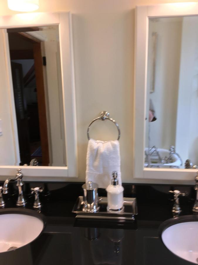 Algonquin Highlands Sawyer'S Creek Bed And Breakfast المظهر الخارجي الصورة