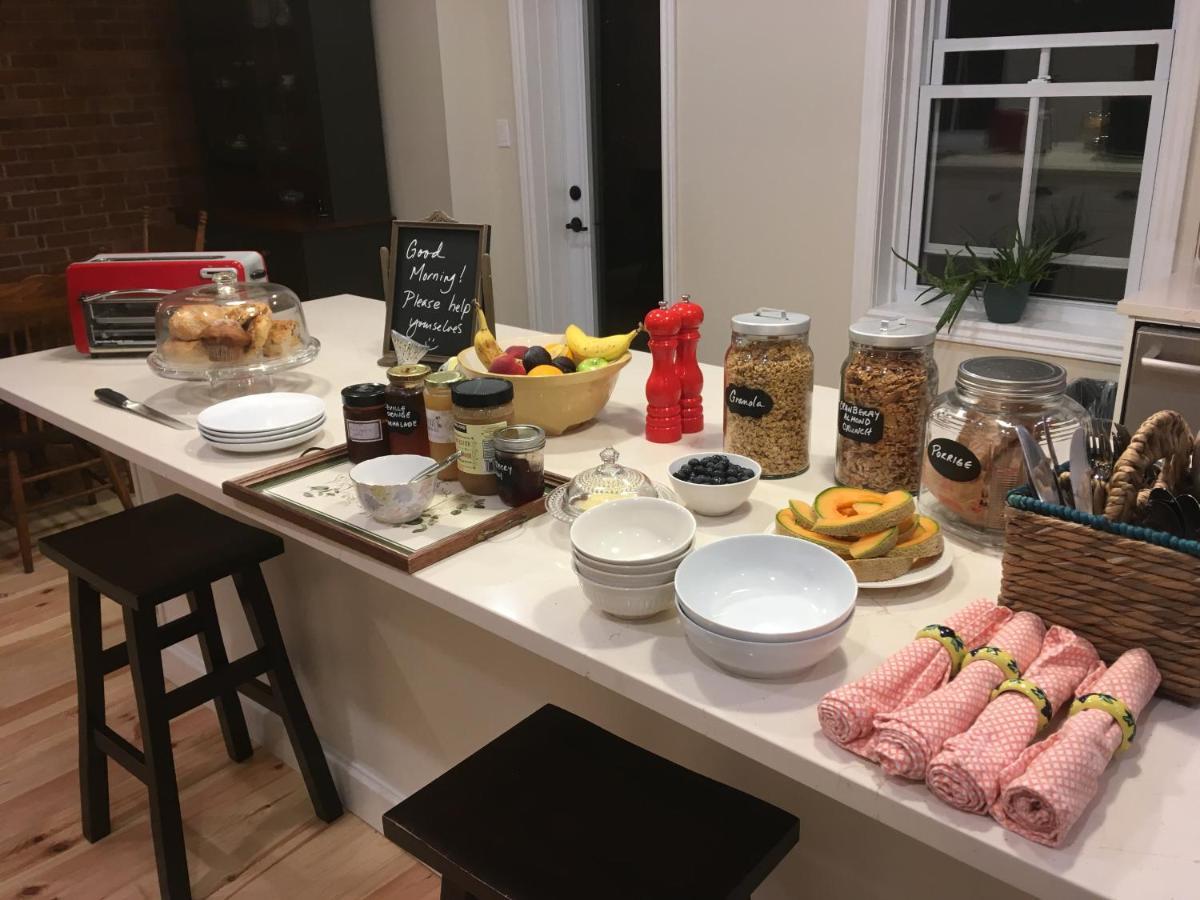 Algonquin Highlands Sawyer'S Creek Bed And Breakfast المظهر الخارجي الصورة