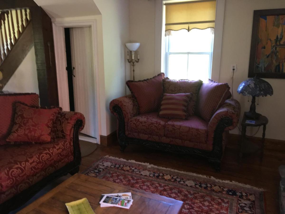 Algonquin Highlands Sawyer'S Creek Bed And Breakfast المظهر الخارجي الصورة
