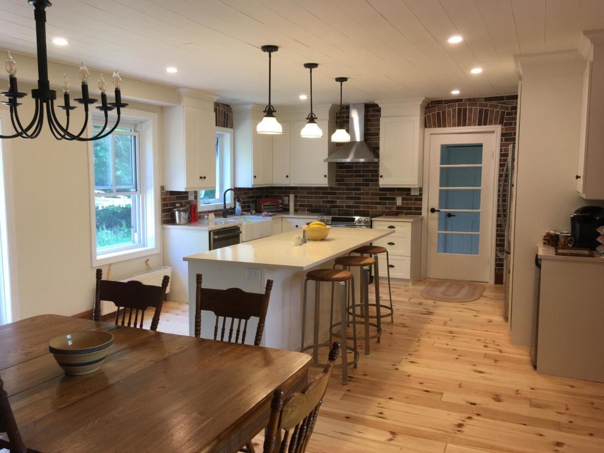 Algonquin Highlands Sawyer'S Creek Bed And Breakfast المظهر الخارجي الصورة
