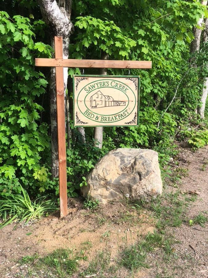 Algonquin Highlands Sawyer'S Creek Bed And Breakfast المظهر الخارجي الصورة