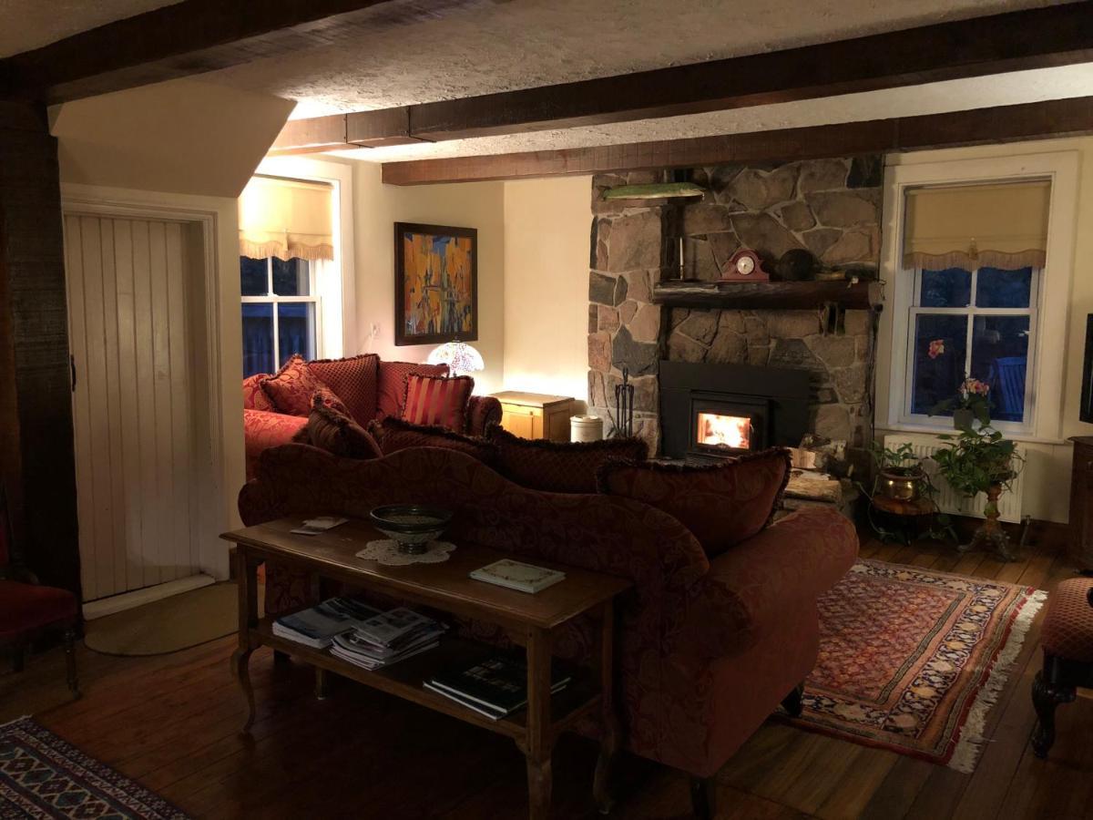 Algonquin Highlands Sawyer'S Creek Bed And Breakfast المظهر الخارجي الصورة